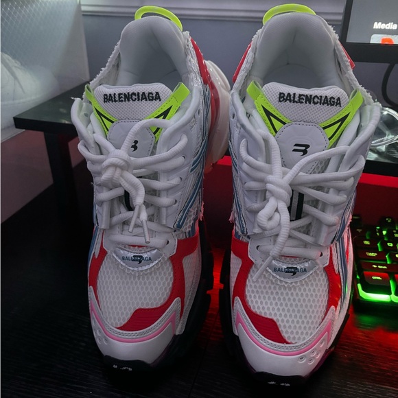 BALENCIAGA WHITE RUNNERS - Picture 5 of 8